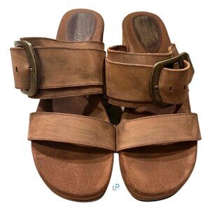 White Mountain MONTAGE Brown Leather Sandals Size 9.5 NIB -  Leather Comfort!